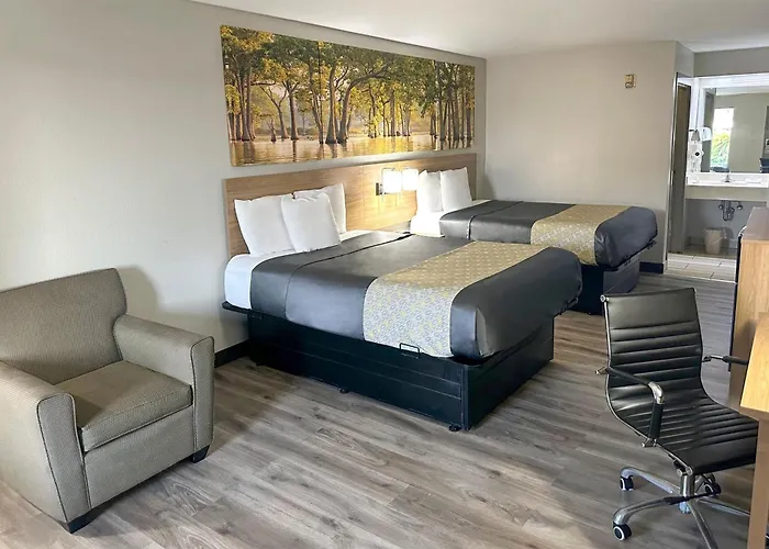Days Inn & Suites By Wyndham Opelousas