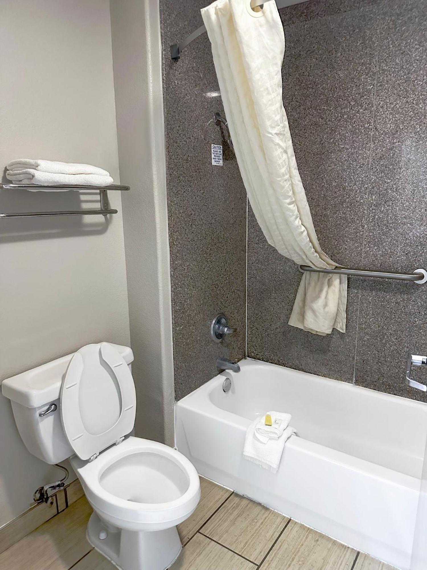 Days & By Wyndham 3* Opelousas